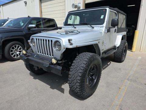 JEEP UNLIMITED LWB - 1