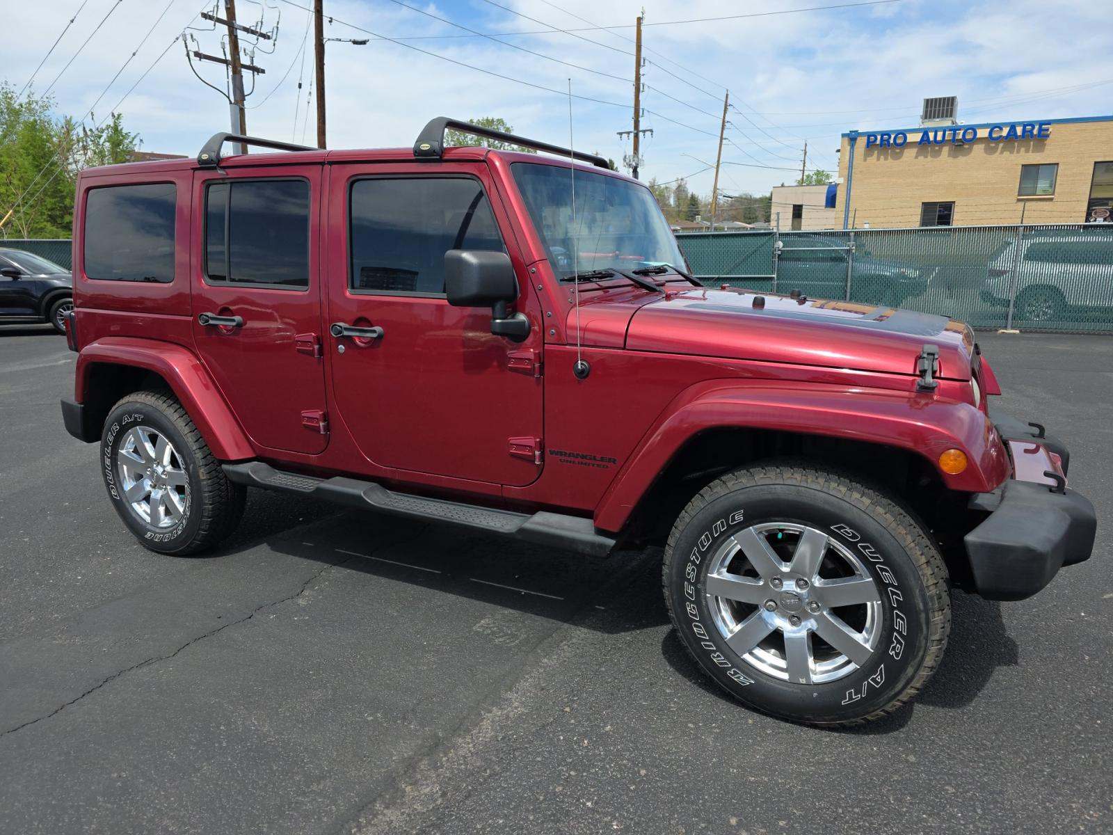 JEEP UNLIMITED SAHARA ALTITUDE EDITION - 4