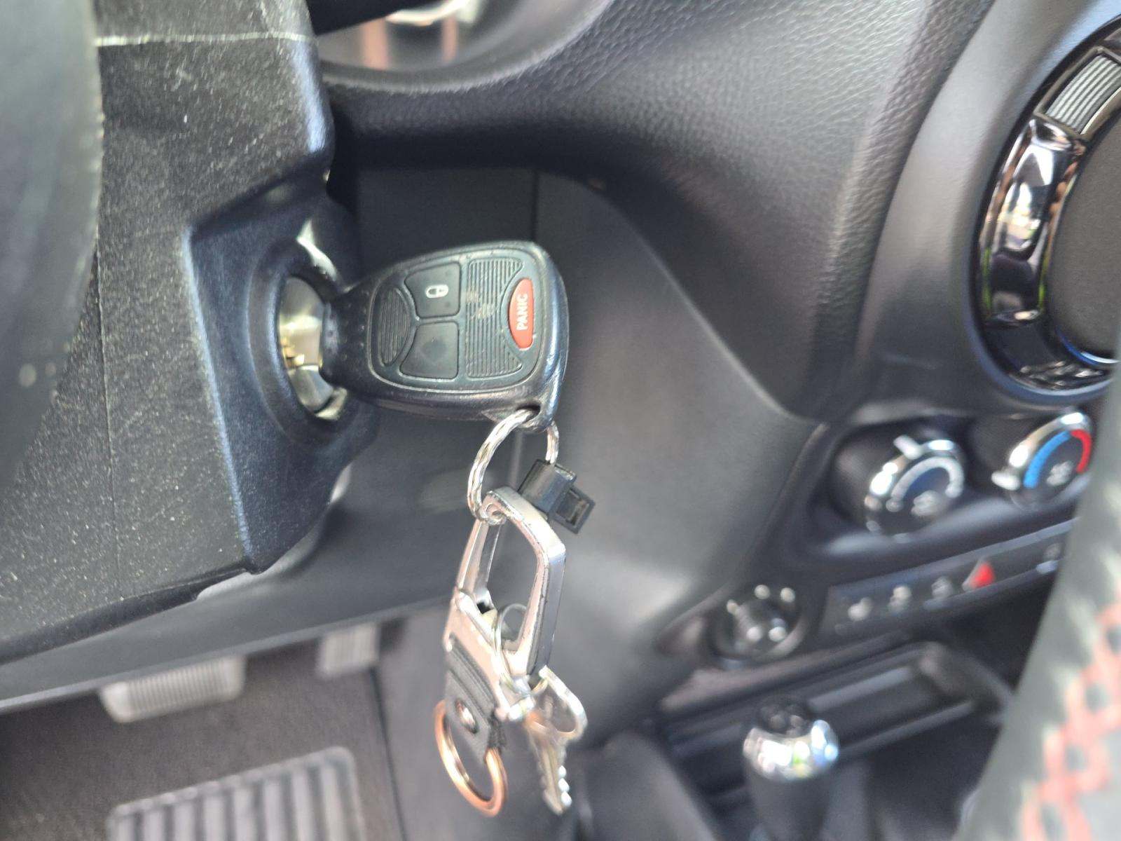 JEEP UNLIMITED SAHARA ALTITUDE EDITION - 8