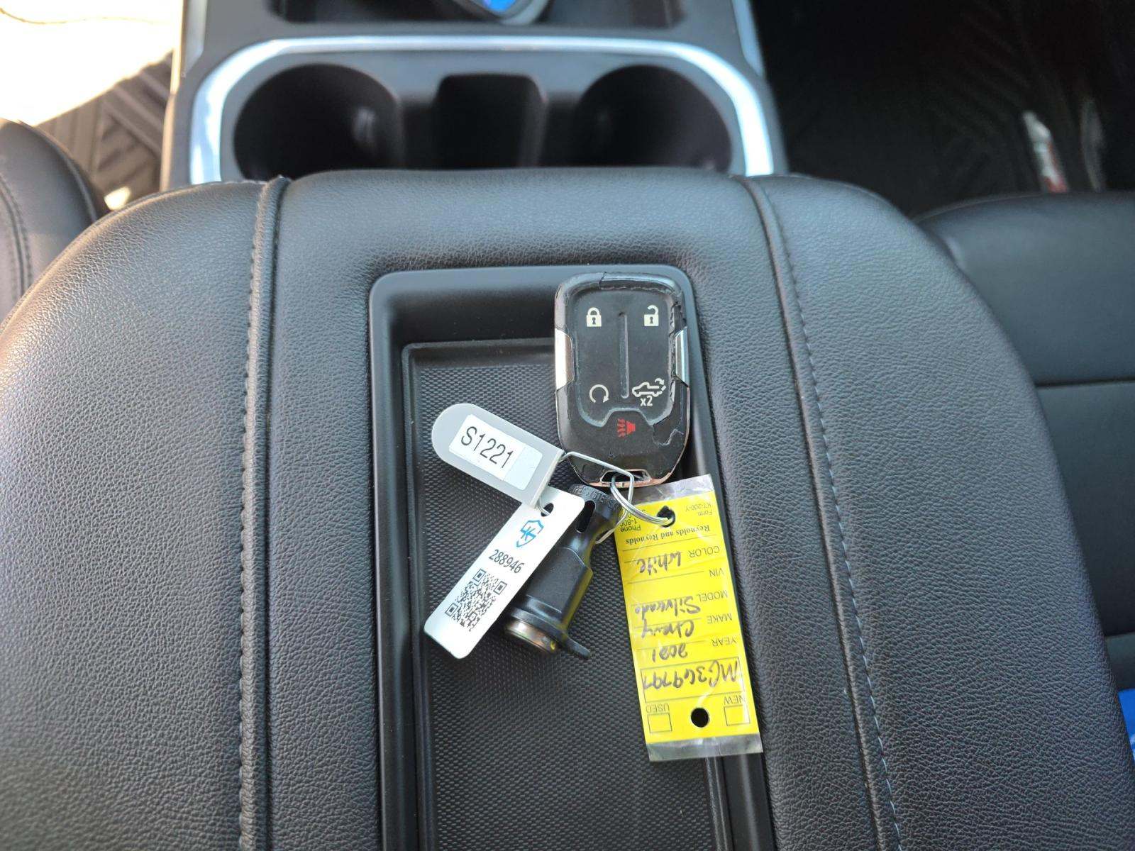 CHEVROLET SILVERADO - 8