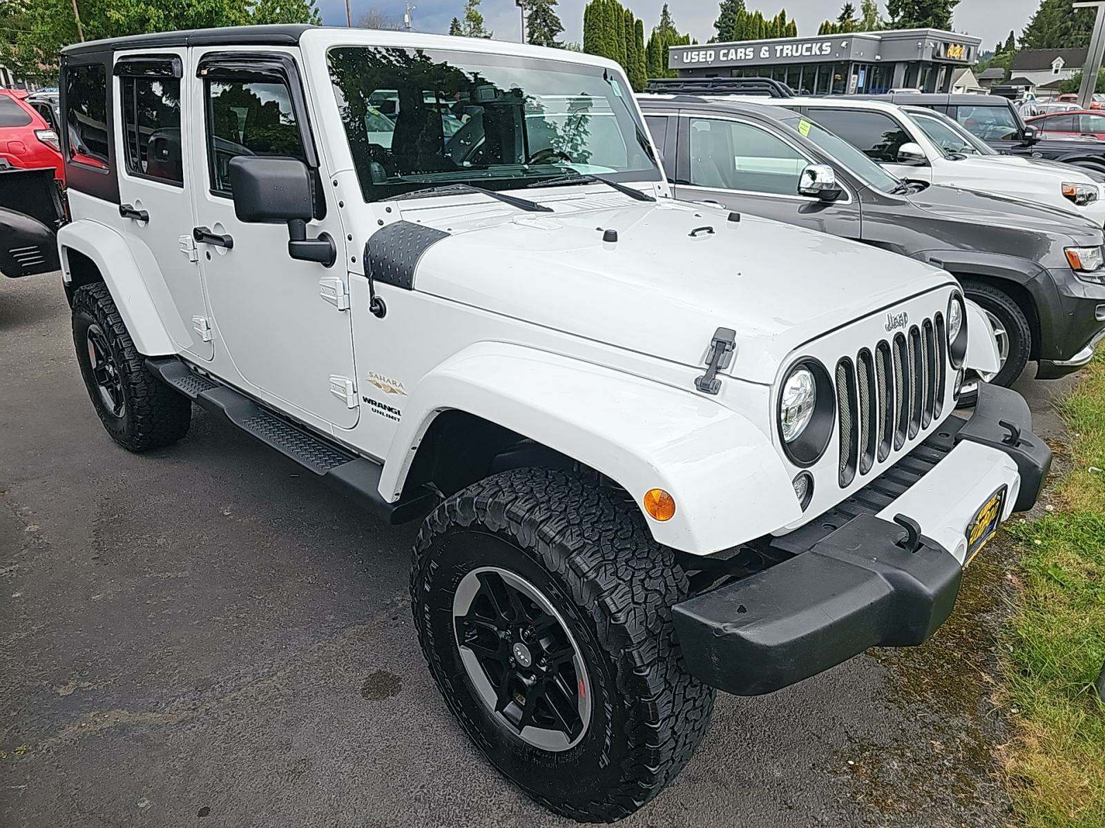 2014 Jeep Wrangler Unlimited Sahara AWD