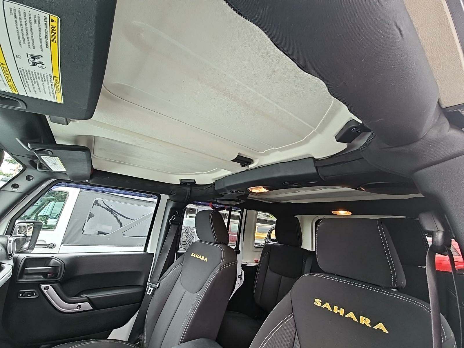 2014 Jeep Wrangler Unlimited Sahara AWD