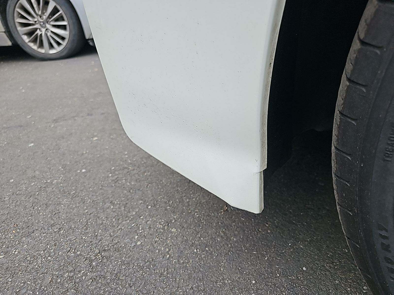 2022 Nissan LEAF SV FWD