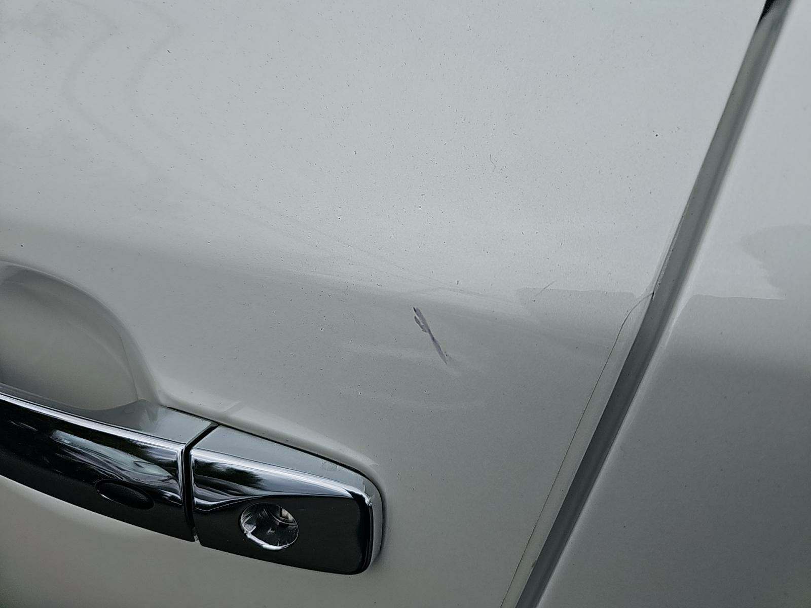 2022 Nissan LEAF SV FWD