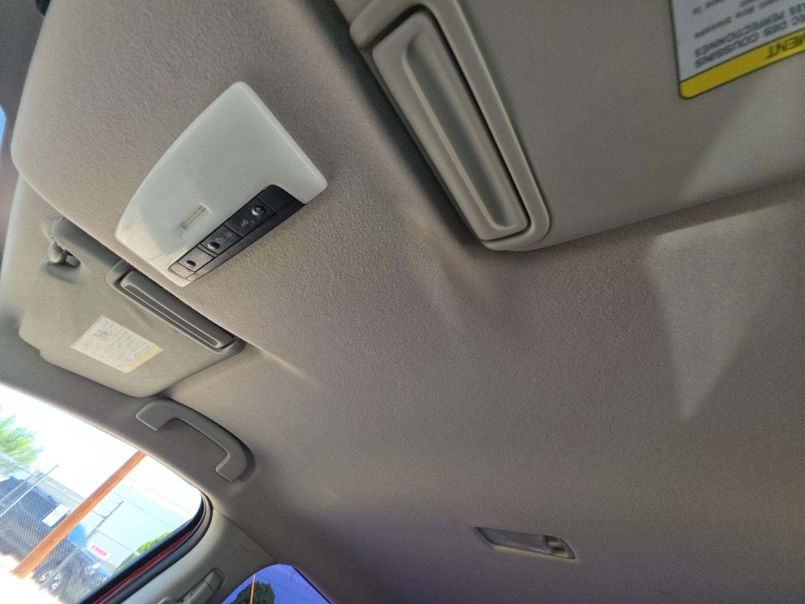 NISSAN VERSA - 7