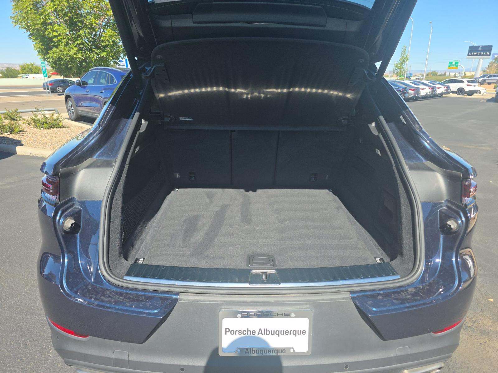 2024 Porsche Cayenne Base AWD