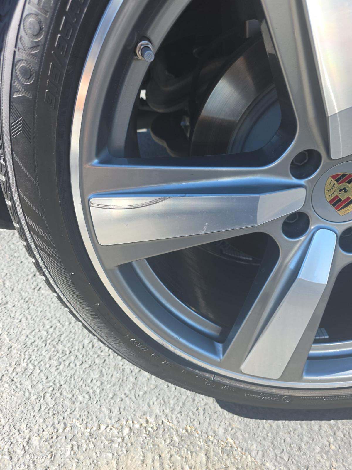 2024 Porsche Cayenne Base AWD