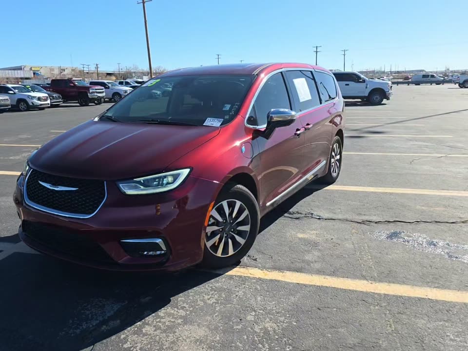 2023 Chrysler Pacifica Hybrid Limited FWD
