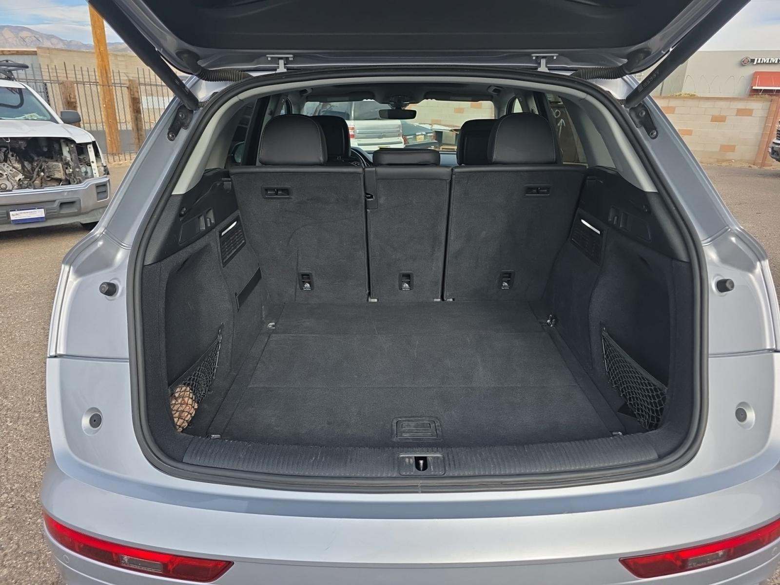 2023 Audi Q5 S line Premium Plus AWD