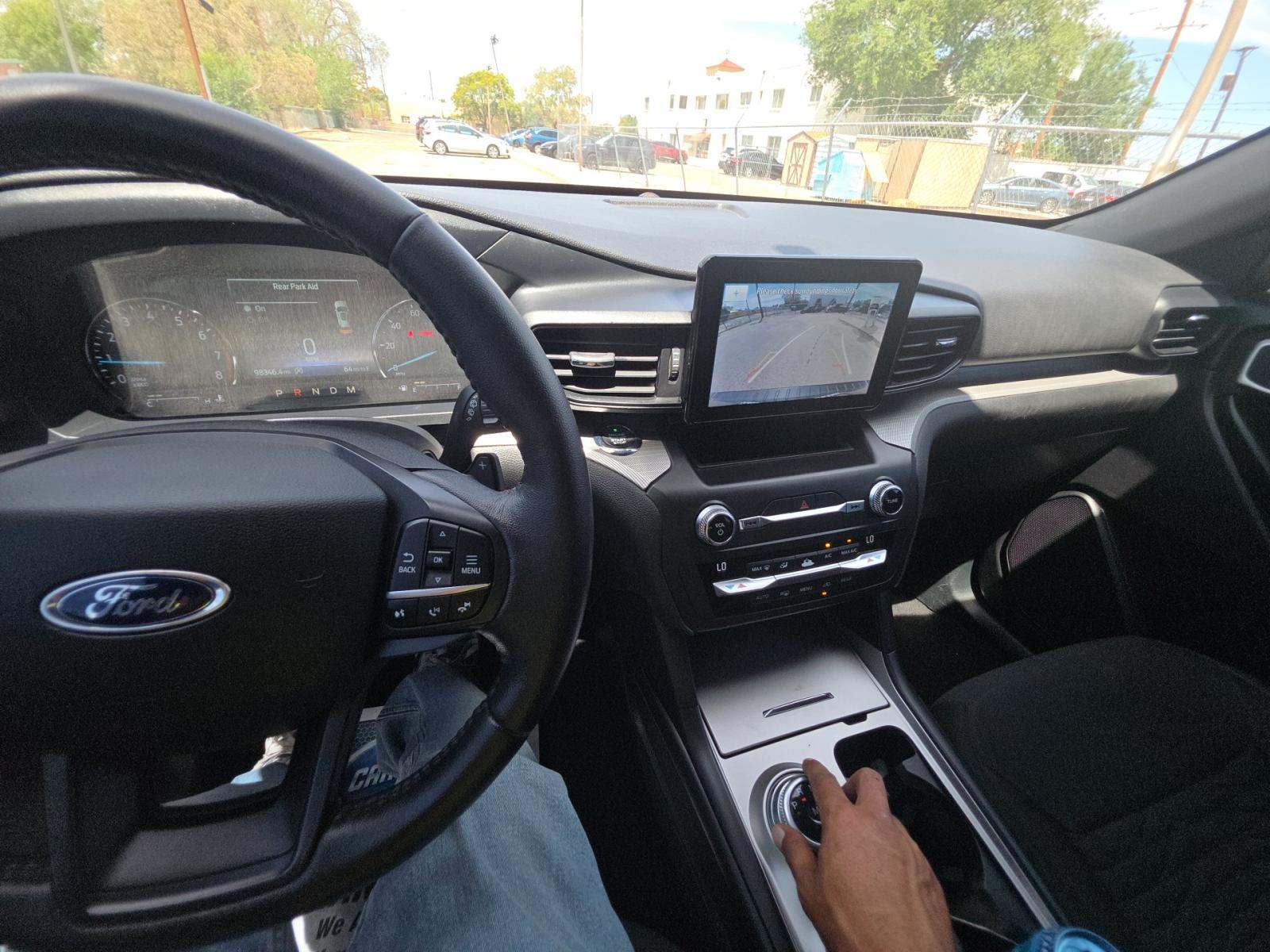 FORD EXPLORER - 6