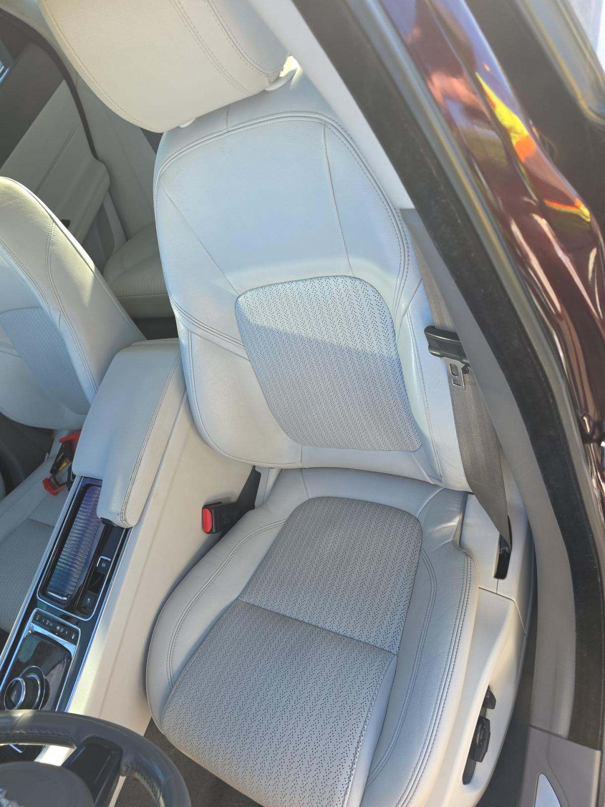 2017 Jaguar XF 35t Prestige RWD