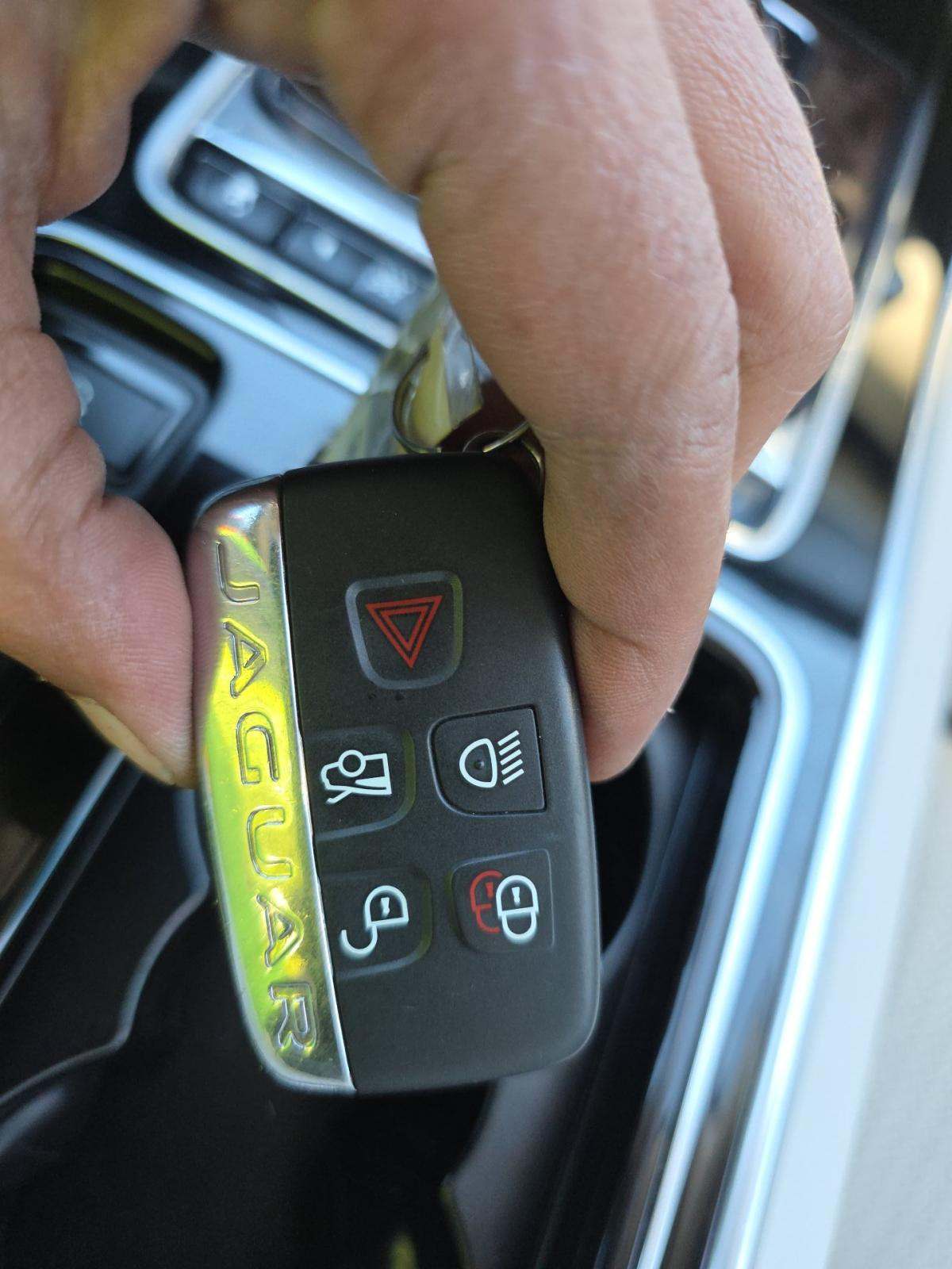 2017 Jaguar XF 35t Prestige RWD