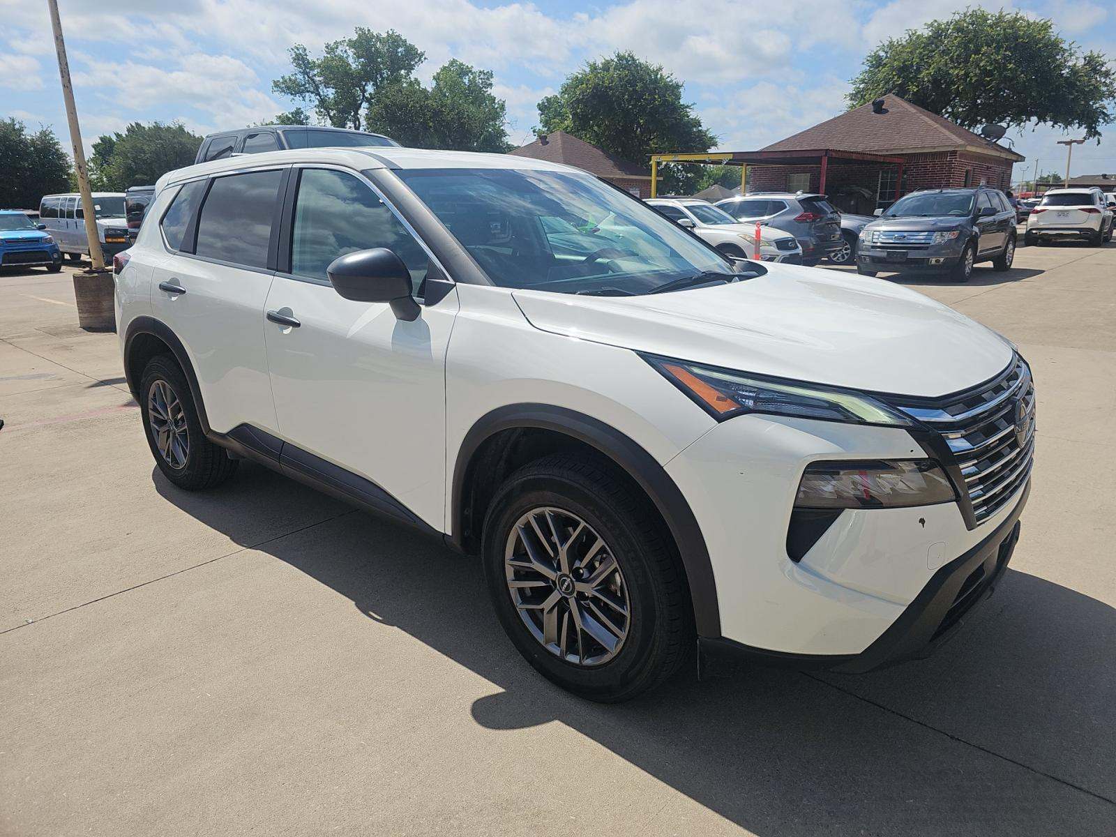 2024 Nissan Rogue S FWD