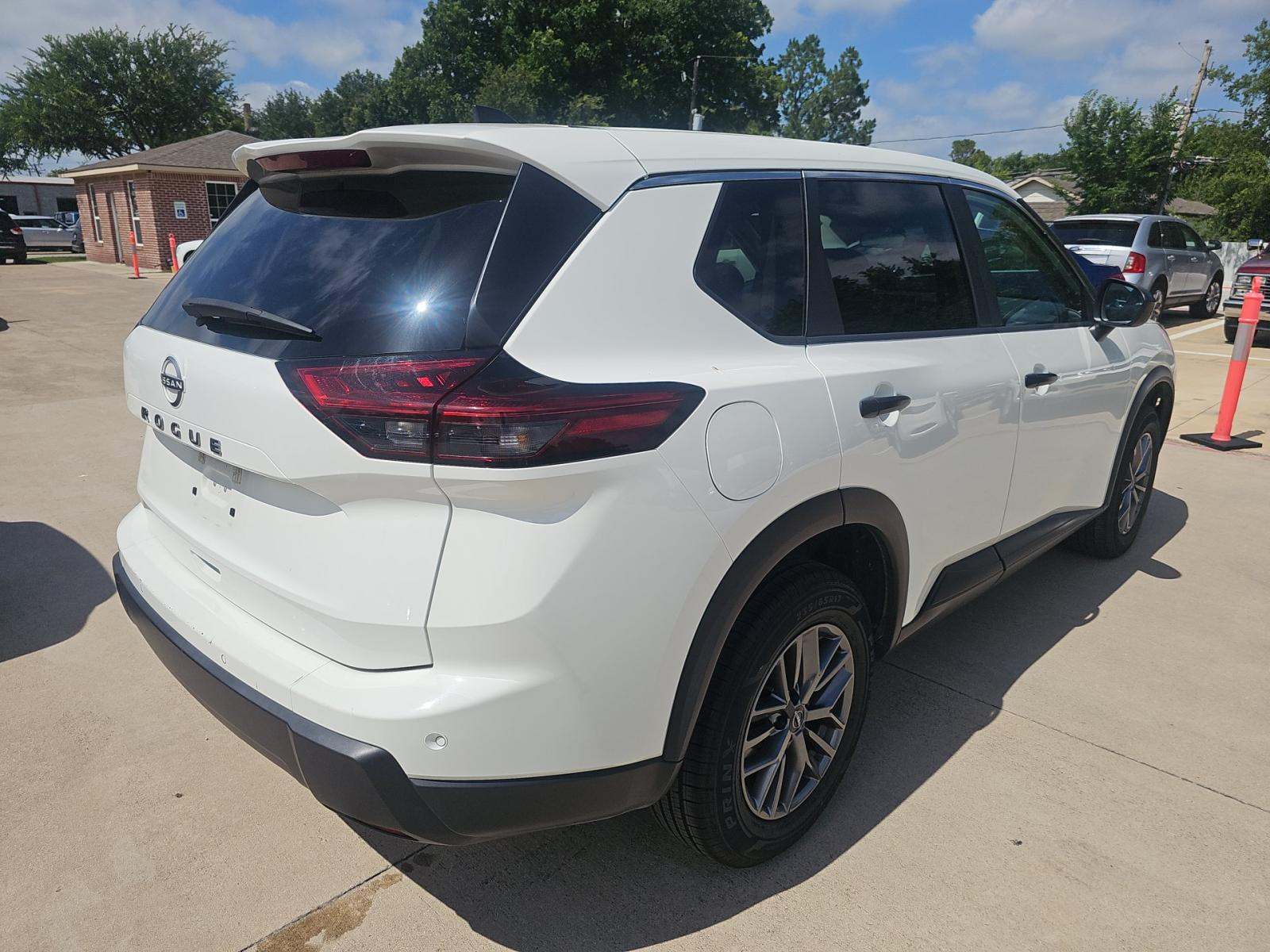 2024 Nissan Rogue S FWD
