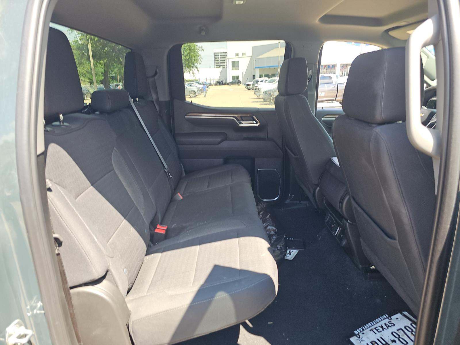 2025 Chevrolet Silverado 1500 LT RWD