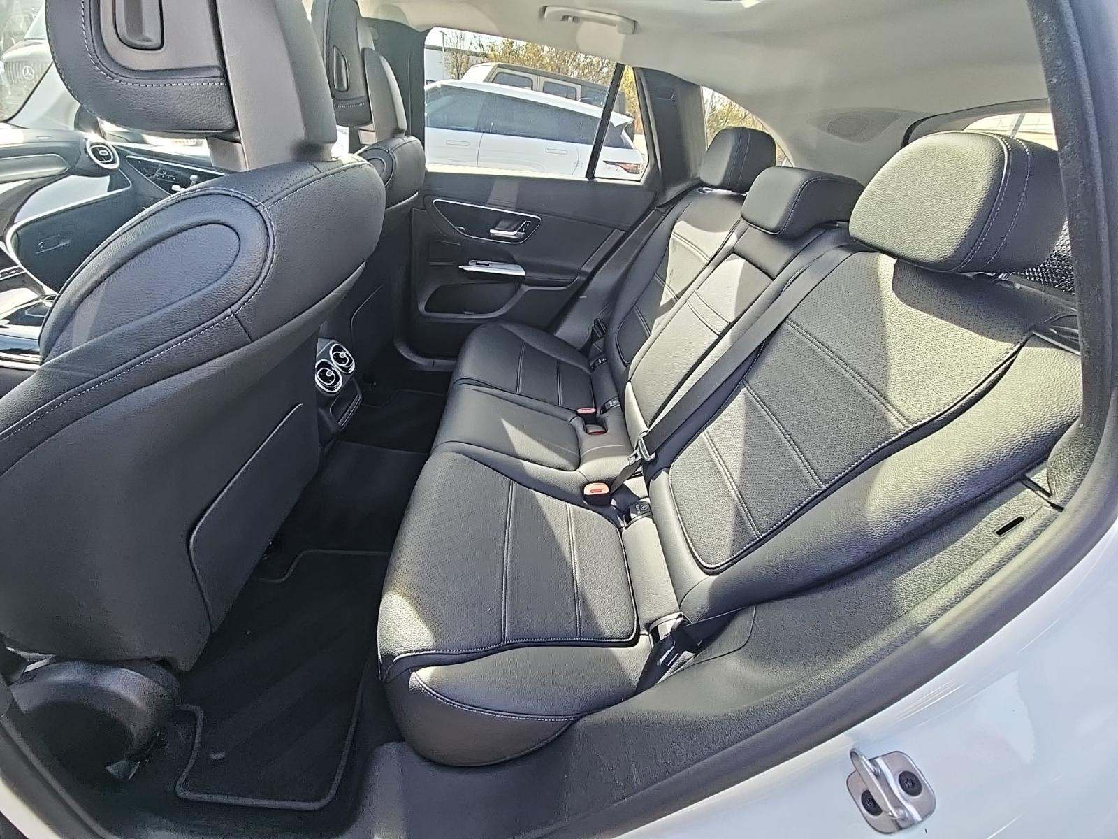 2024 Mercedes-Benz GLC GLC 300 RWD