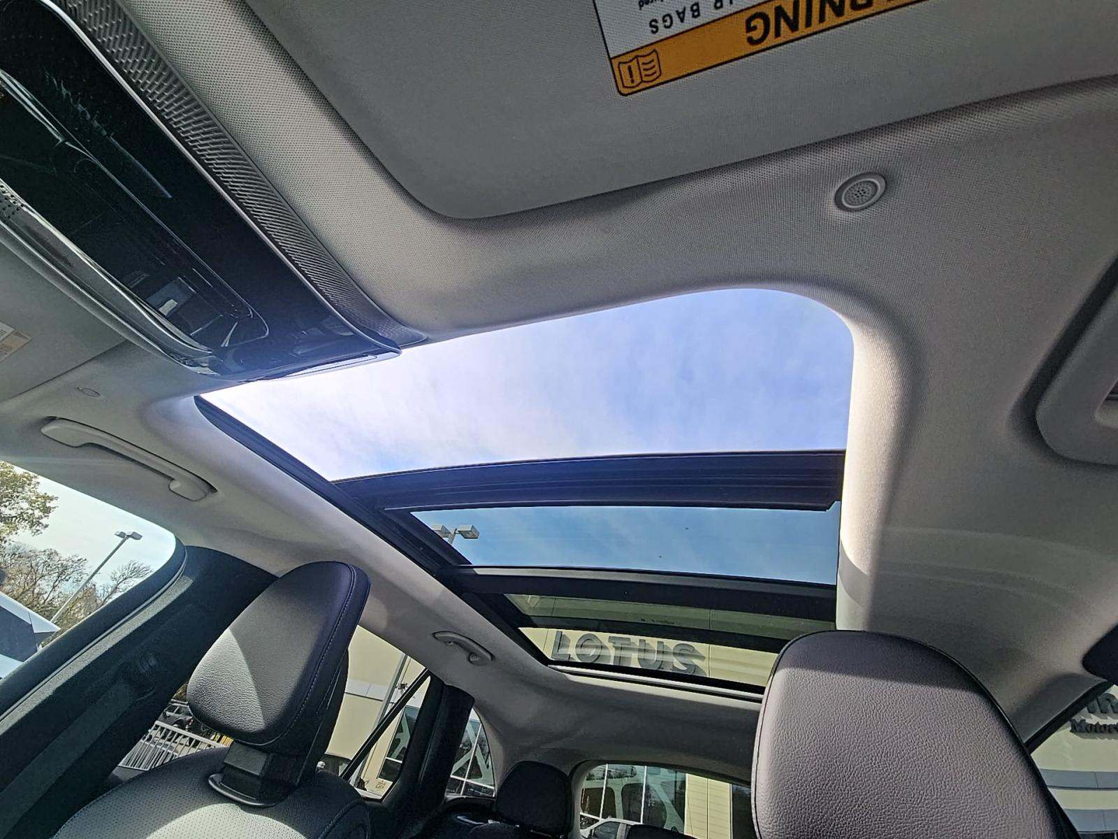 2024 Mercedes-Benz GLC GLC 300 RWD