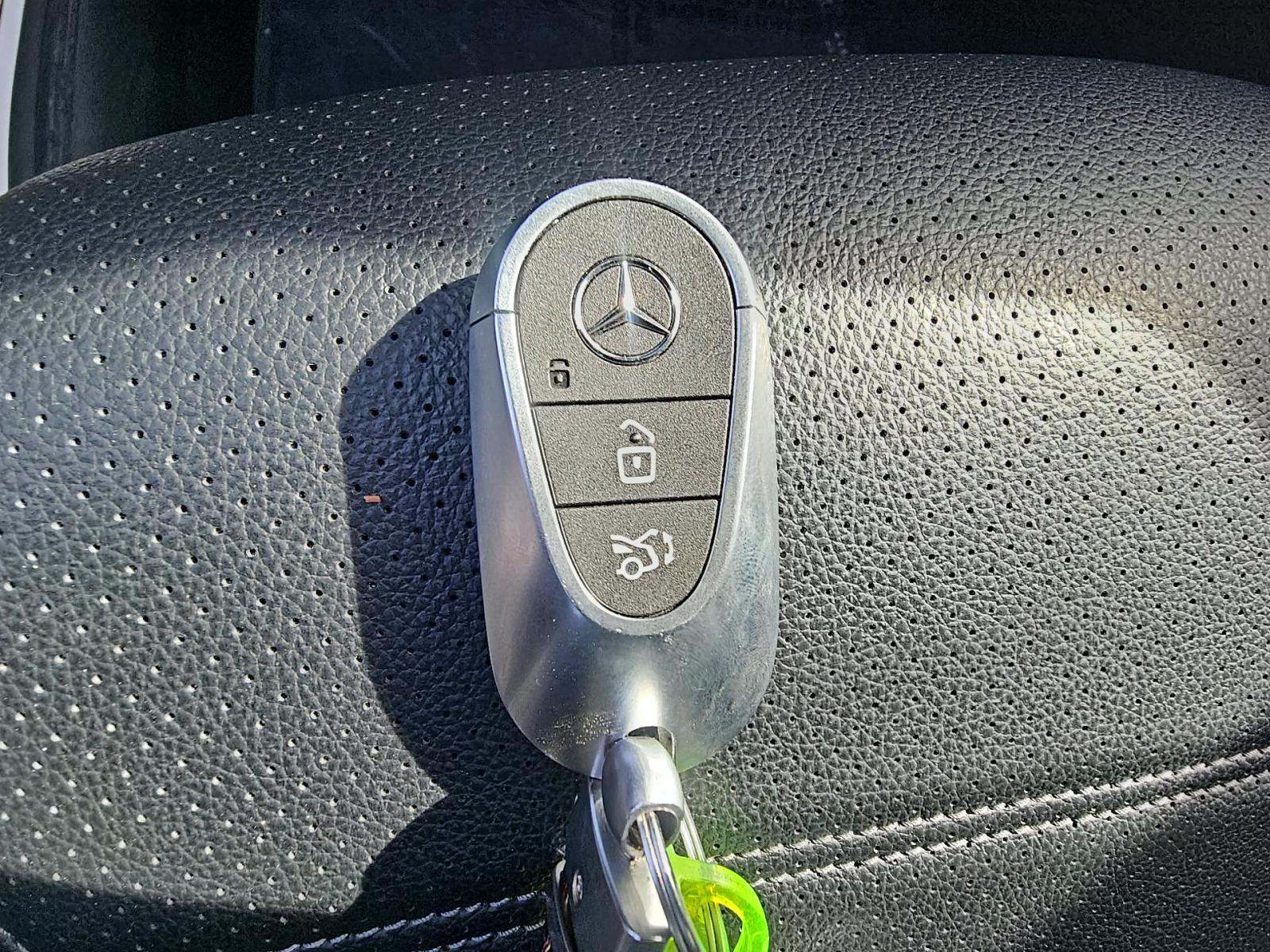 2024 Mercedes-Benz GLC GLC 300 RWD