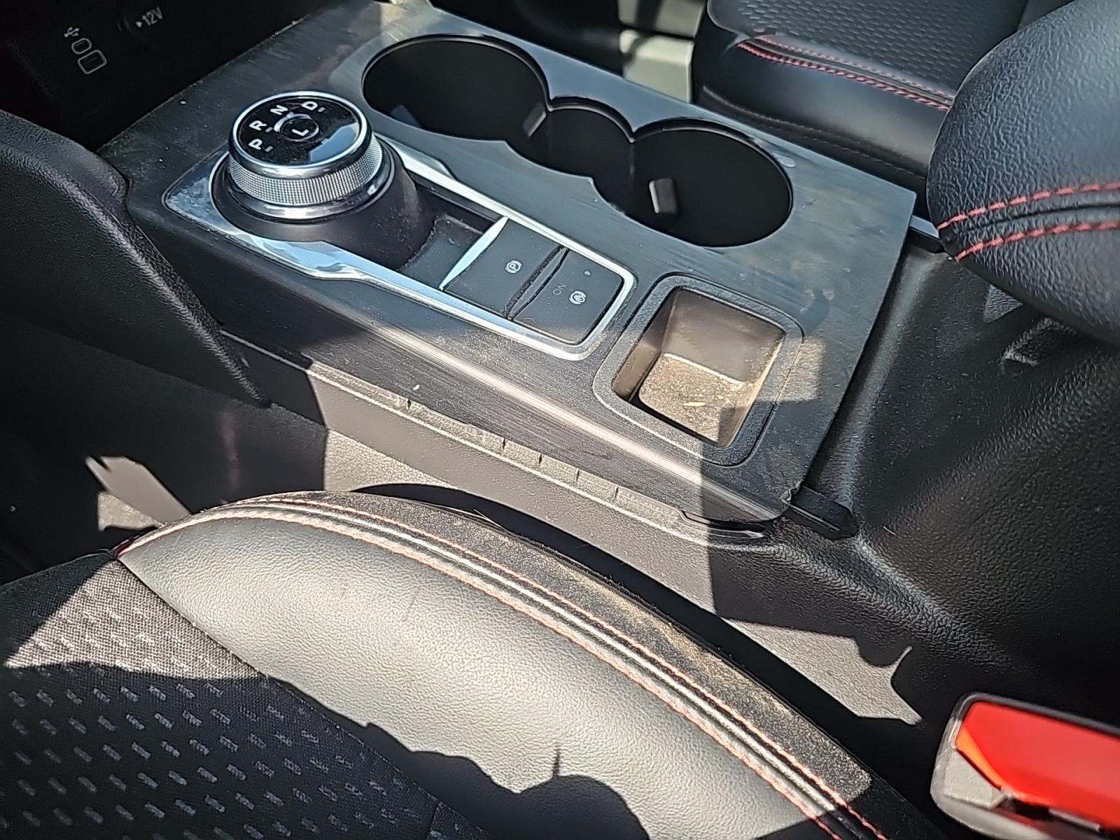 2025 Ford Escape ST-Line FWD