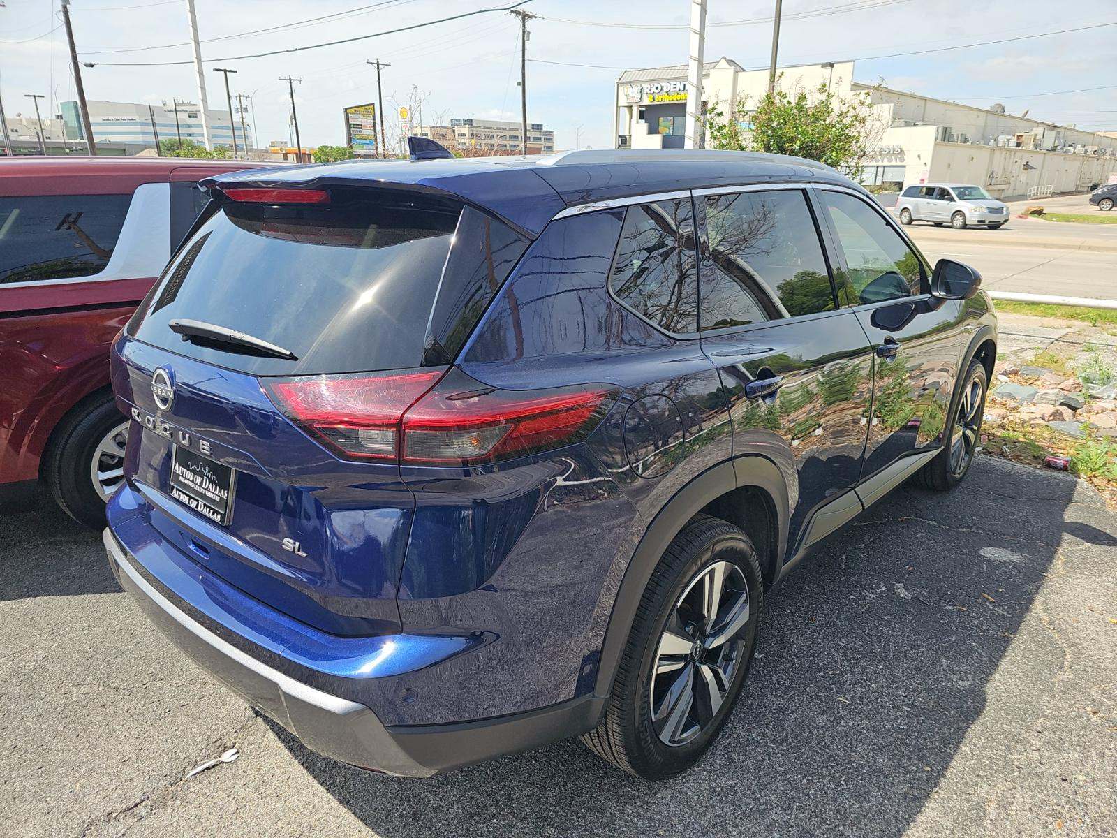 2024 Nissan Rogue SL FWD