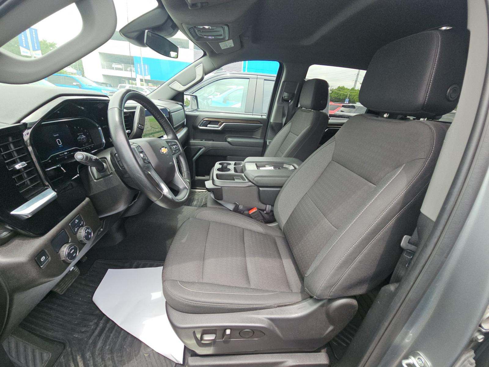2025 Chevrolet Silverado 1500 LT RWD