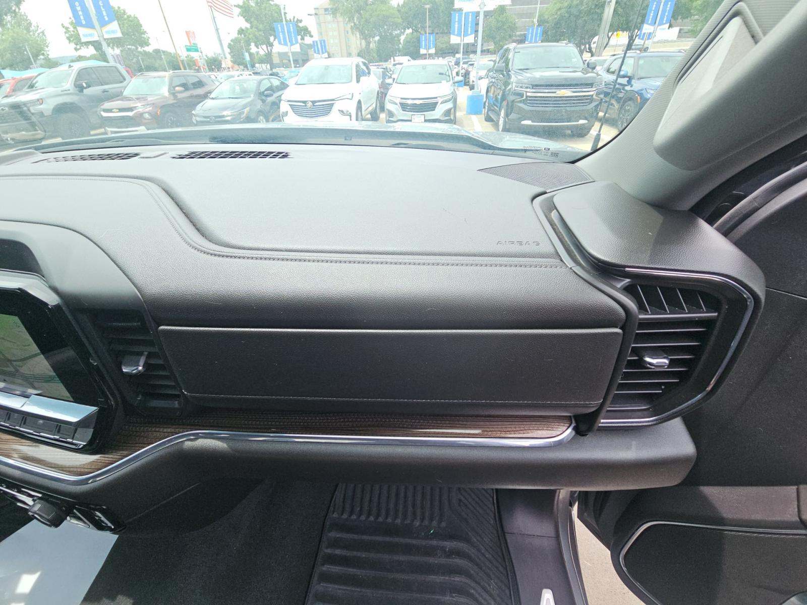 2025 Chevrolet Silverado 1500 LT RWD
