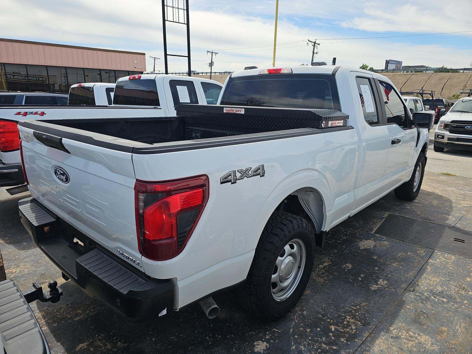 2024 Ford F-150 XL AWD