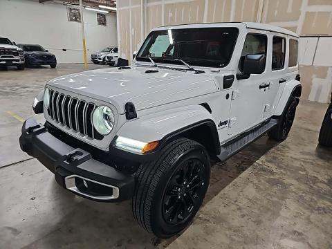 JEEP 4XE SAHARA - 1