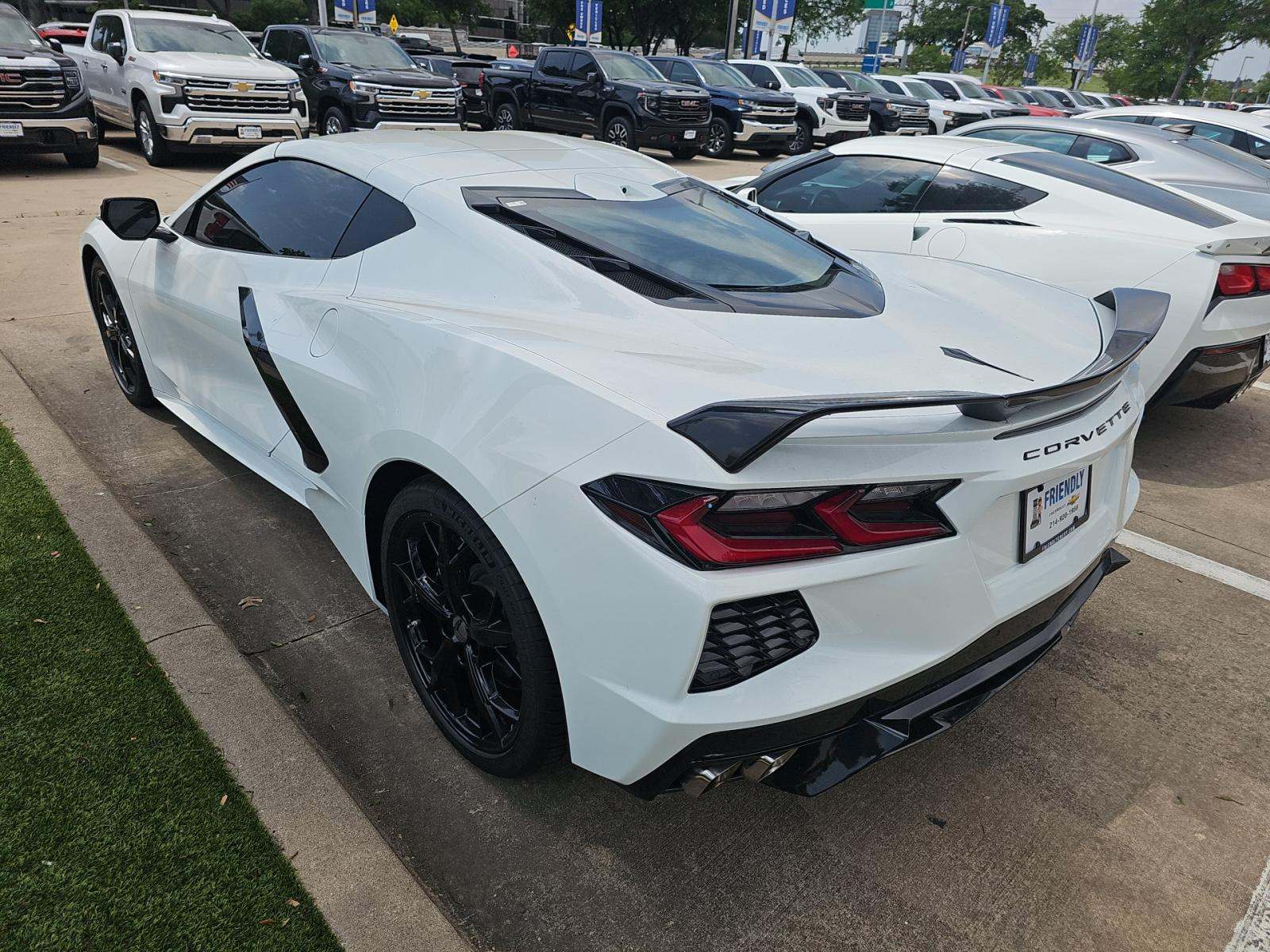 CHEVROLET CORVETTE - 2