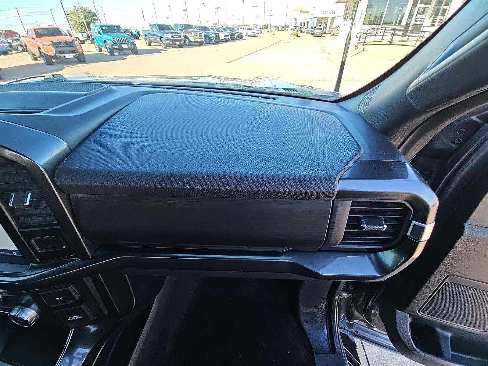 2022 Ford F-150 XLT RWD