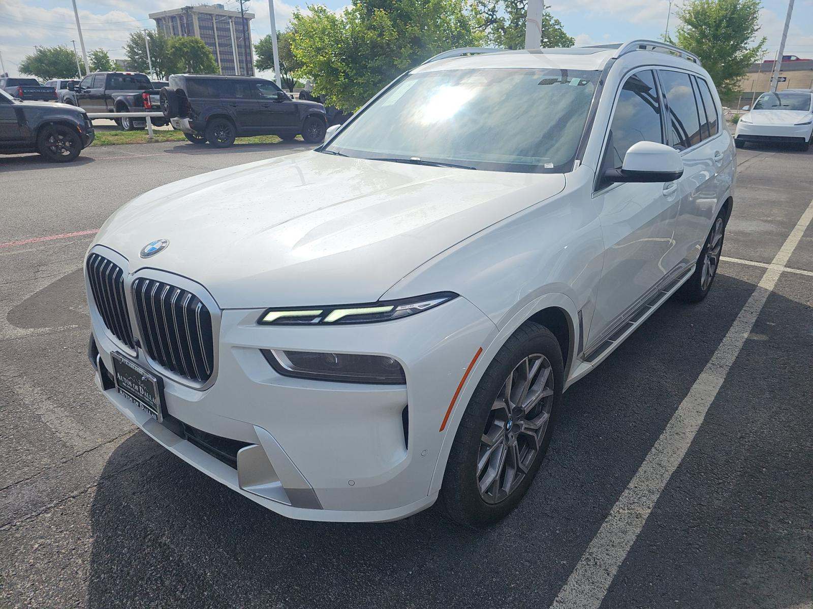 2023 BMW X7 xDrive40i AWD