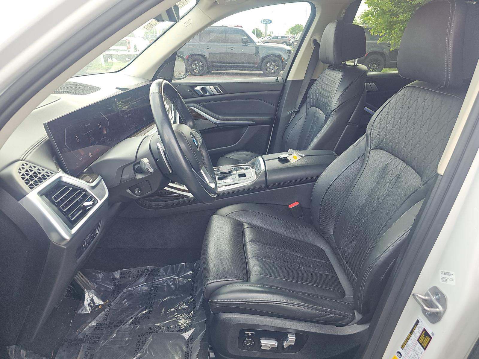 2023 BMW X7 xDrive40i AWD