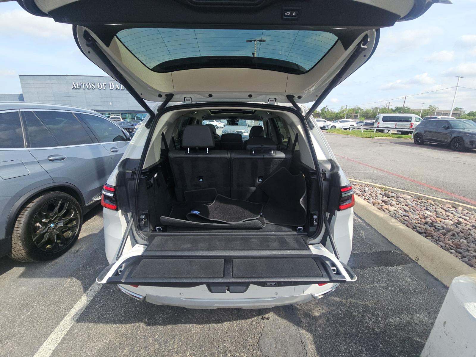 2023 BMW X7 xDrive40i AWD