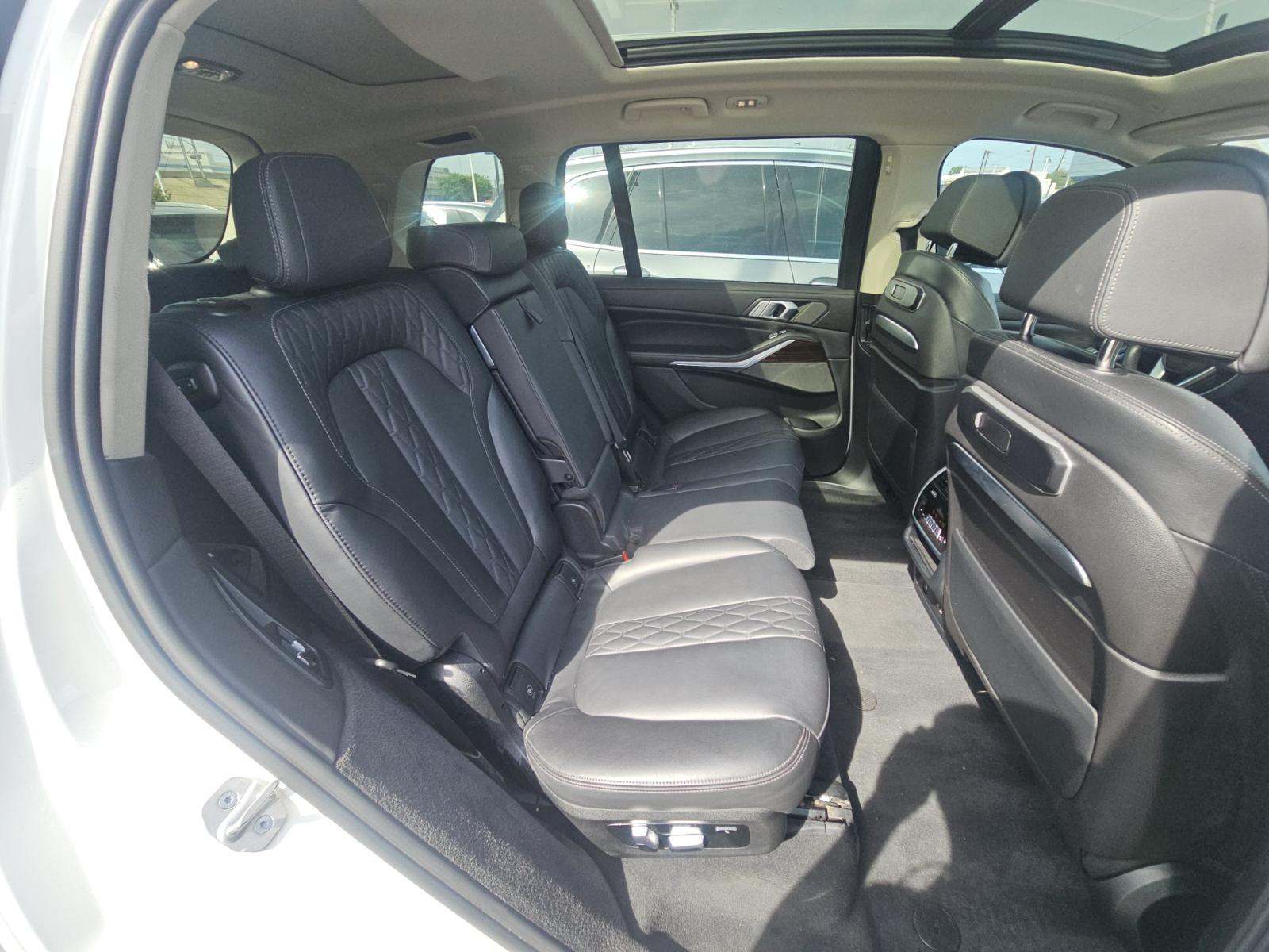 2023 BMW X7 xDrive40i AWD