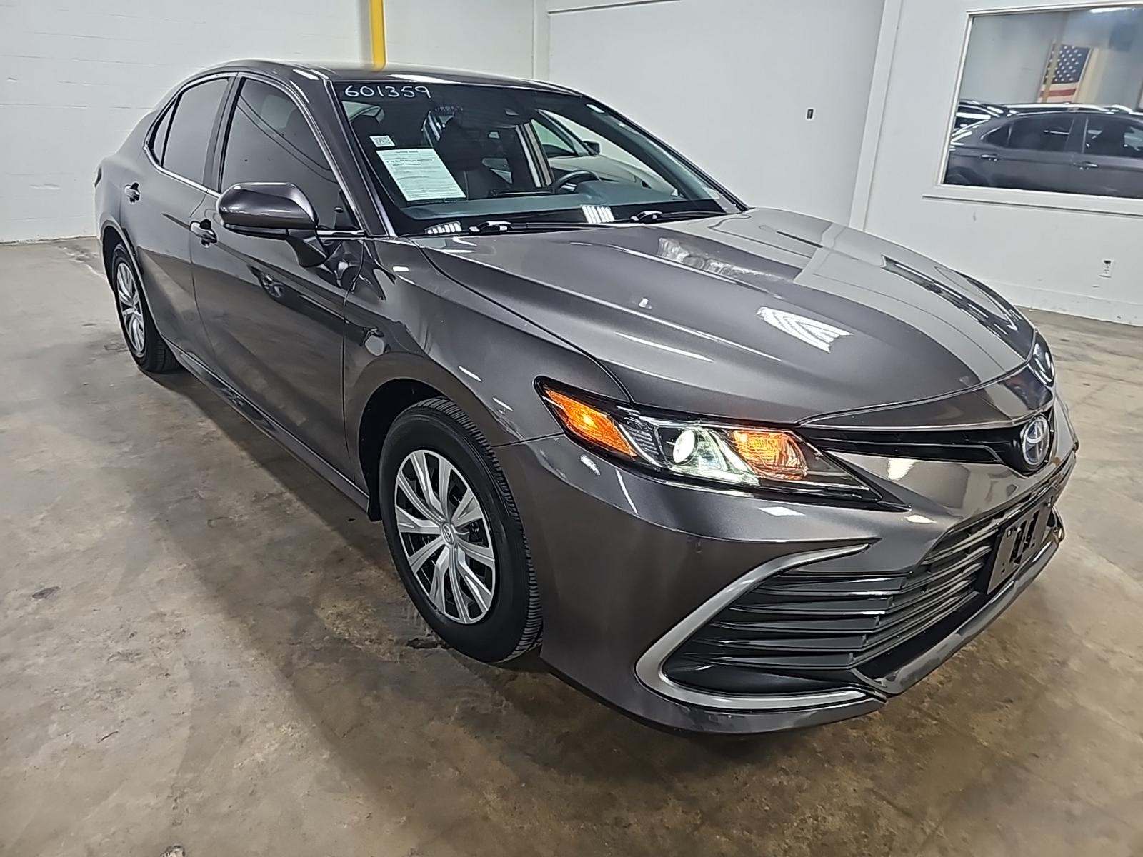 2023 Toyota Camry Hybrid LE FWD