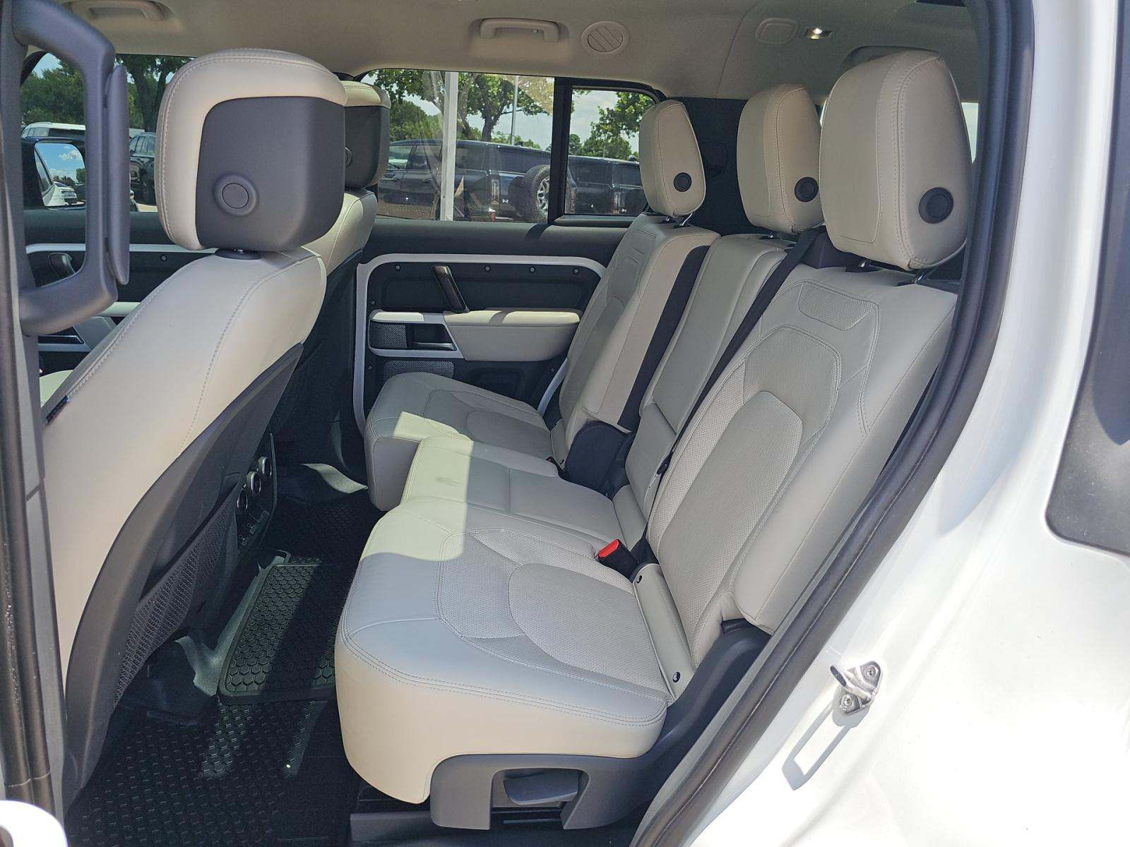 2023 Land Rover Defender 130 First Edition AWD