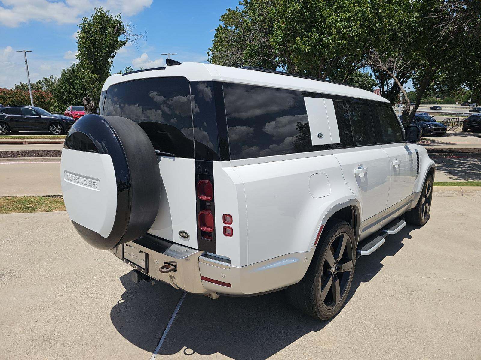 2023 Land Rover Defender 130 First Edition AWD