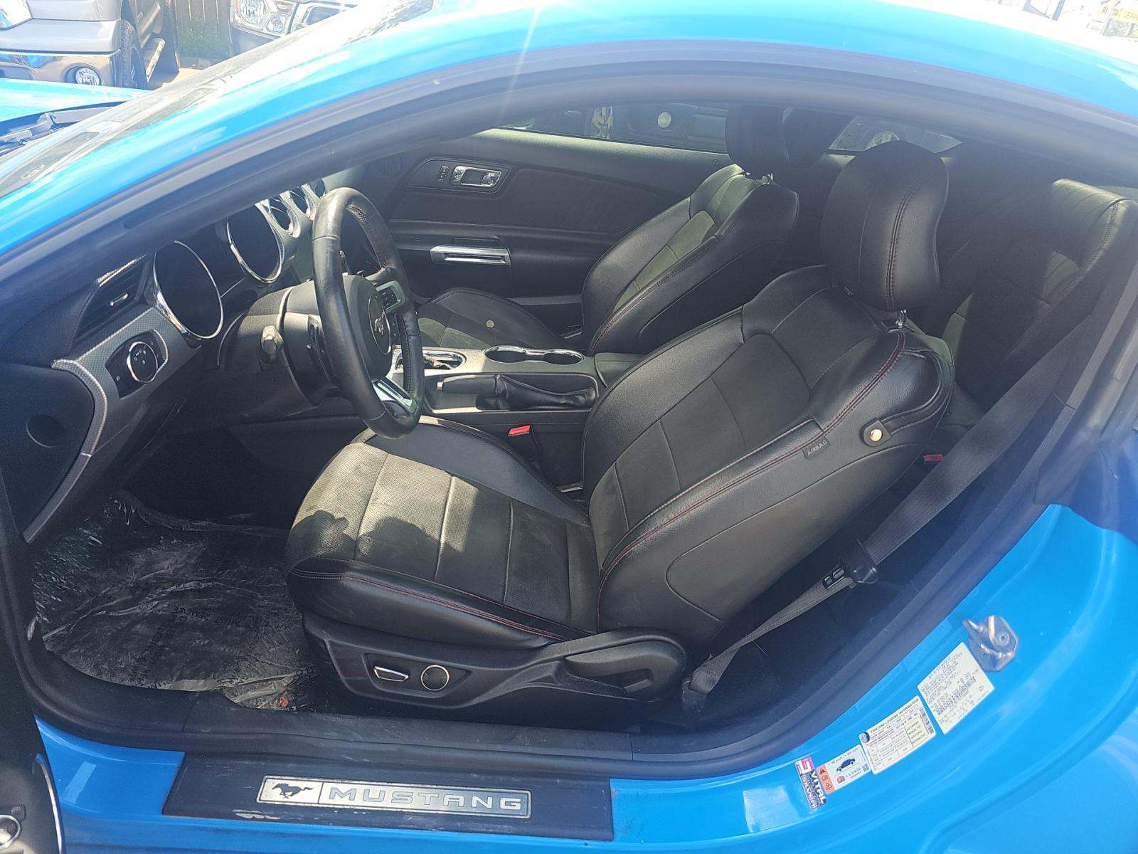 2017 Ford Mustang GT Premium RWD