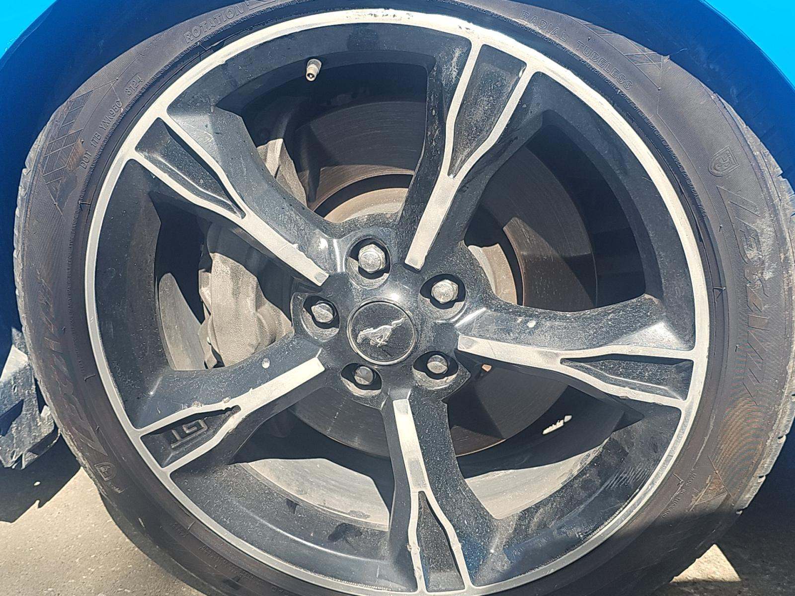 2017 Ford Mustang GT Premium RWD