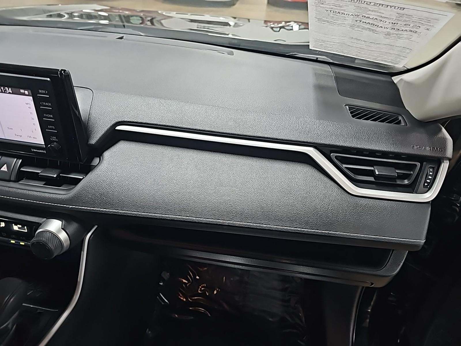 2021 Toyota RAV4 LE FWD