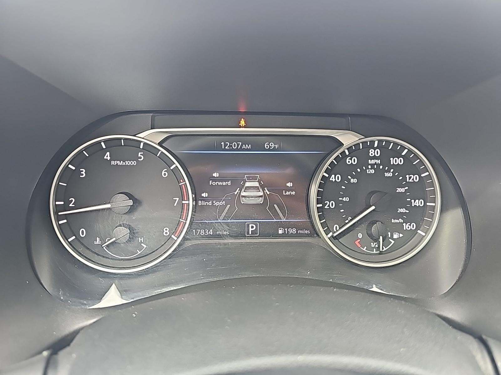 NISSAN SENTRA - 9