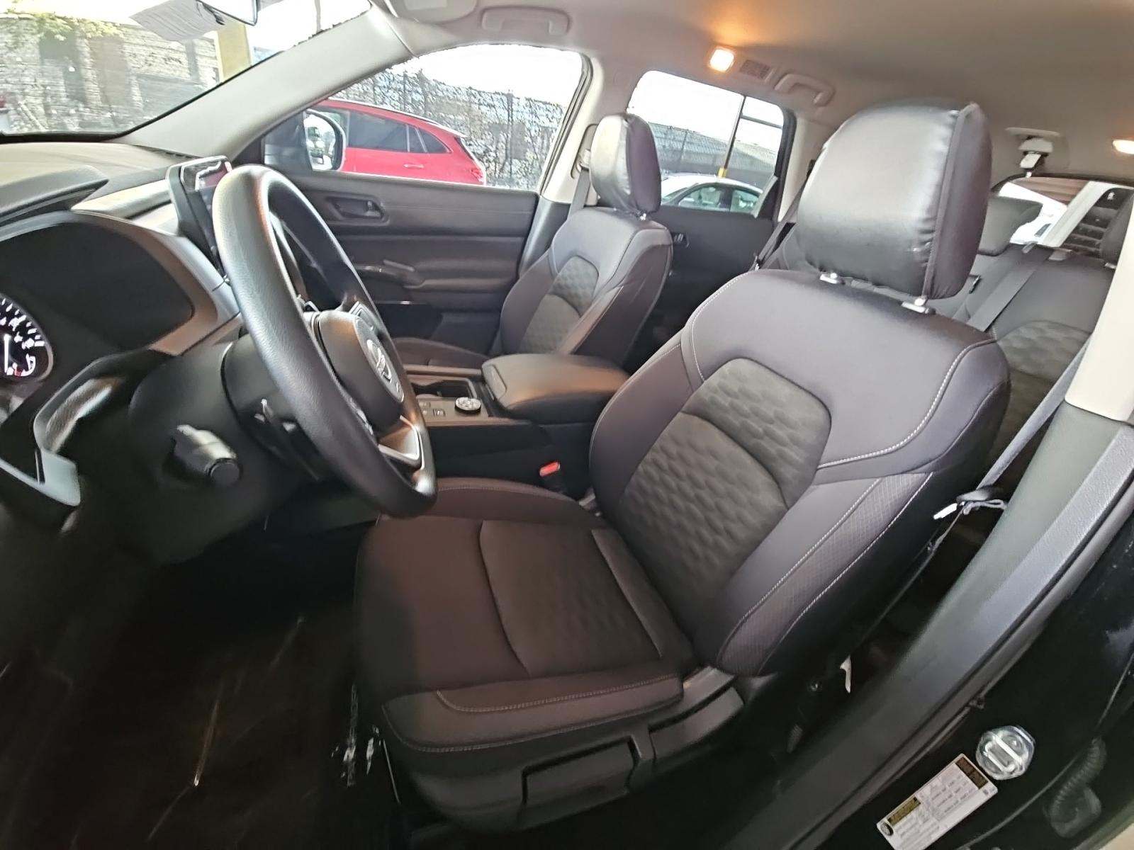 2024 Nissan Pathfinder S AWD