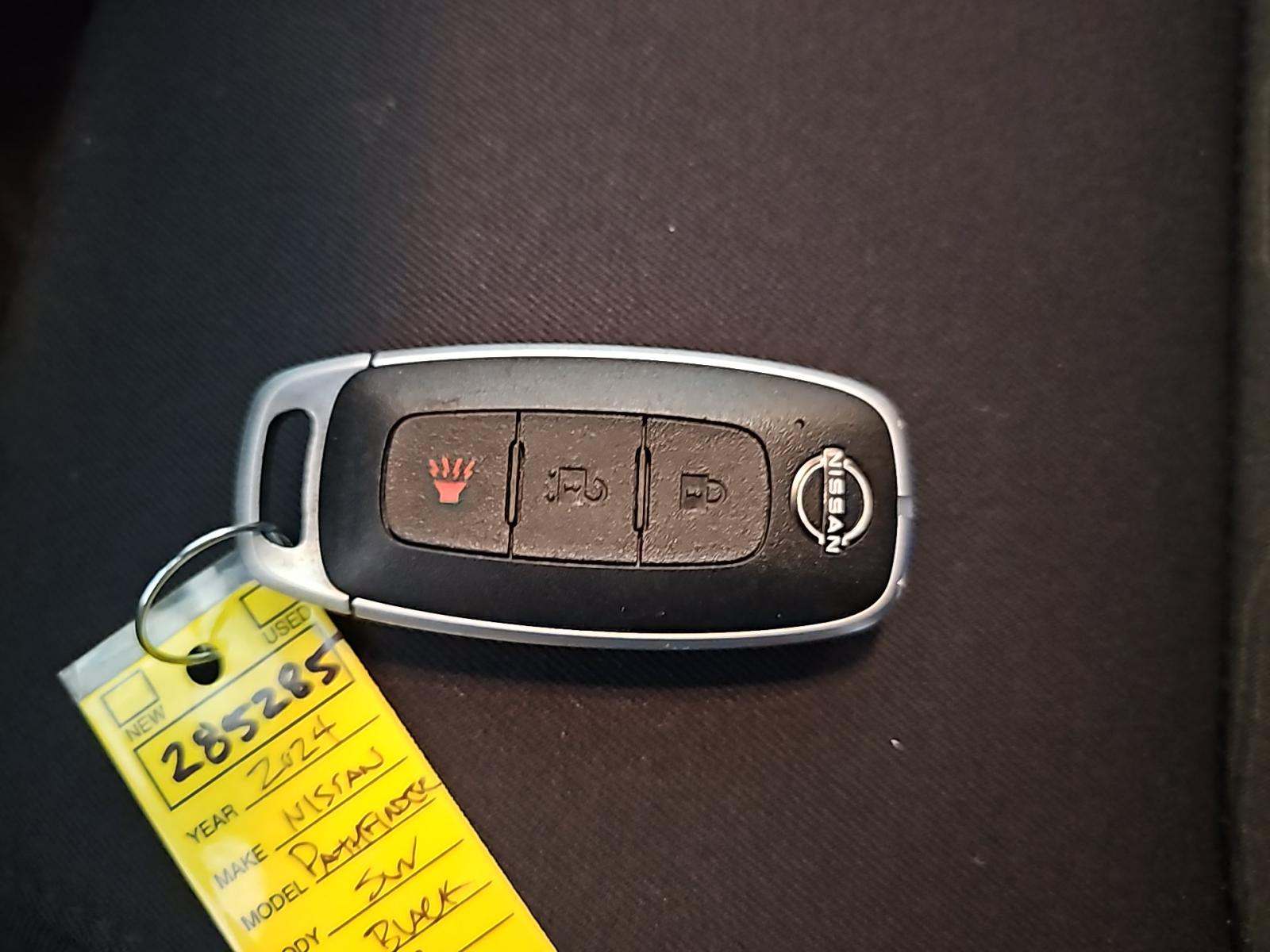 2024 Nissan Pathfinder S AWD