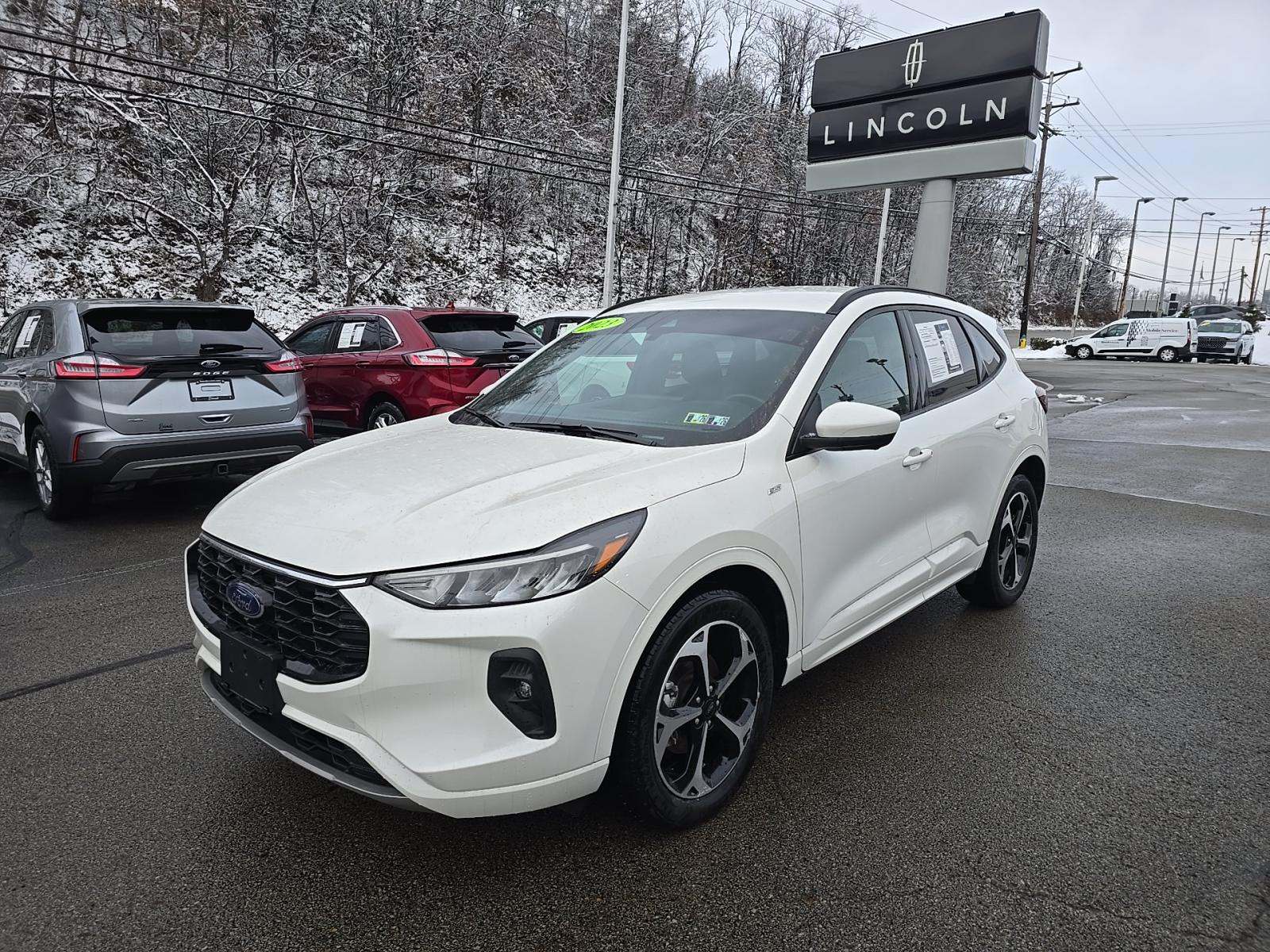 2023 Ford Escape ST-Line Select AWD