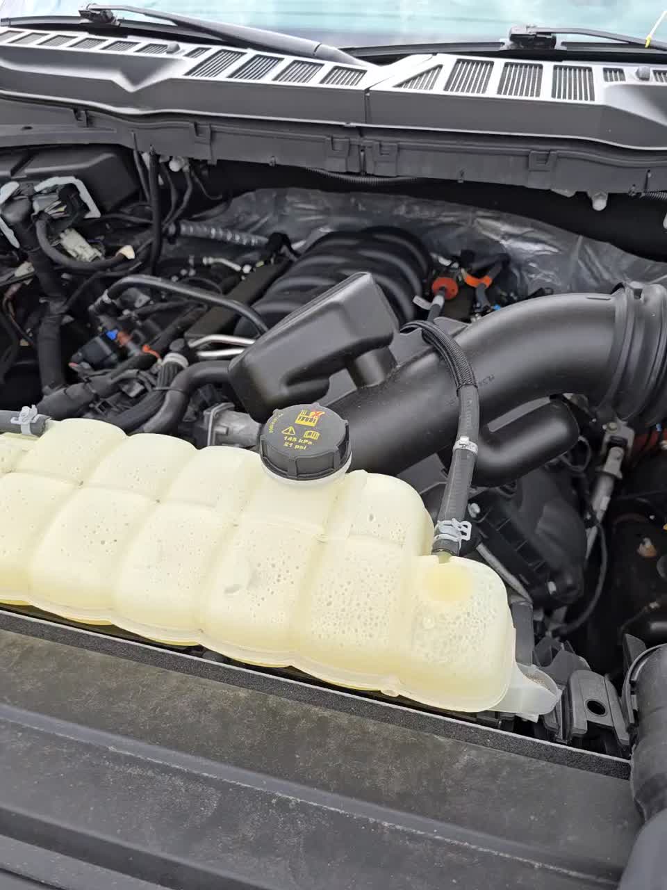 2022 Ford F-150 Lariat AWD