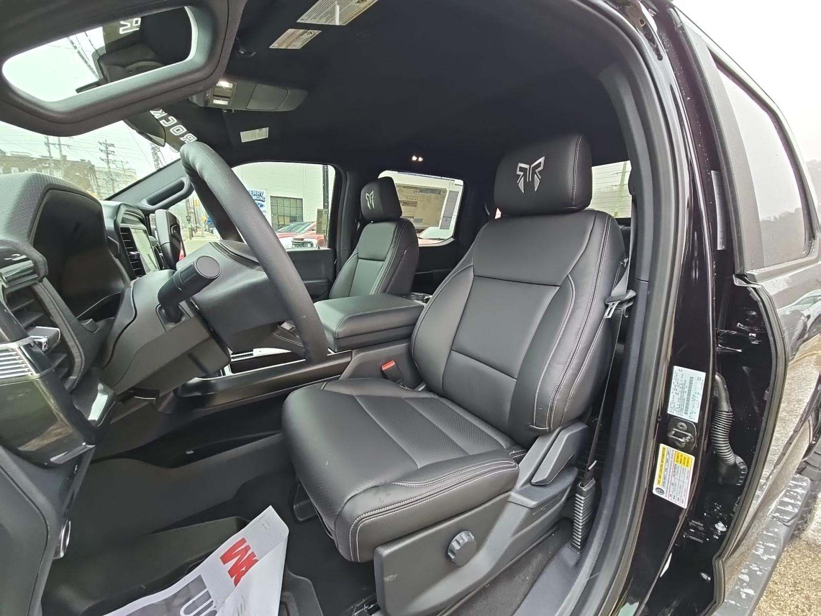 2025 Ford F-150 STX AWD