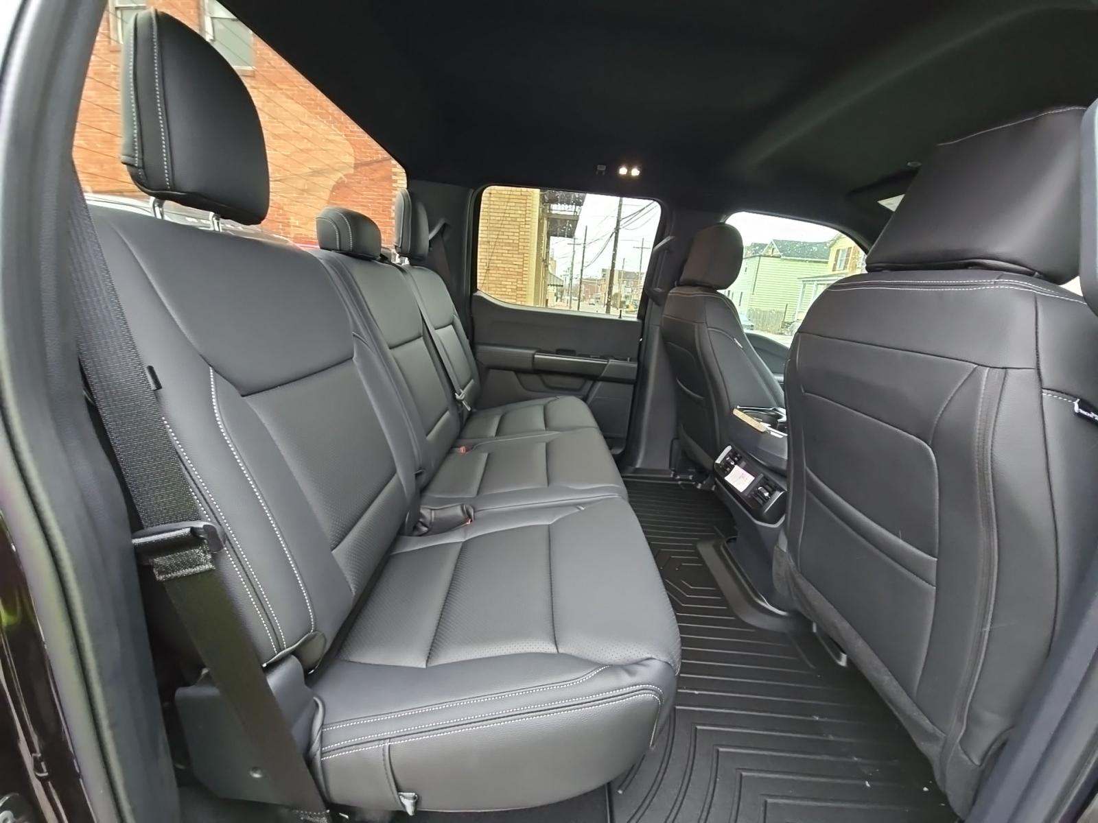 2025 Ford F-150 STX AWD