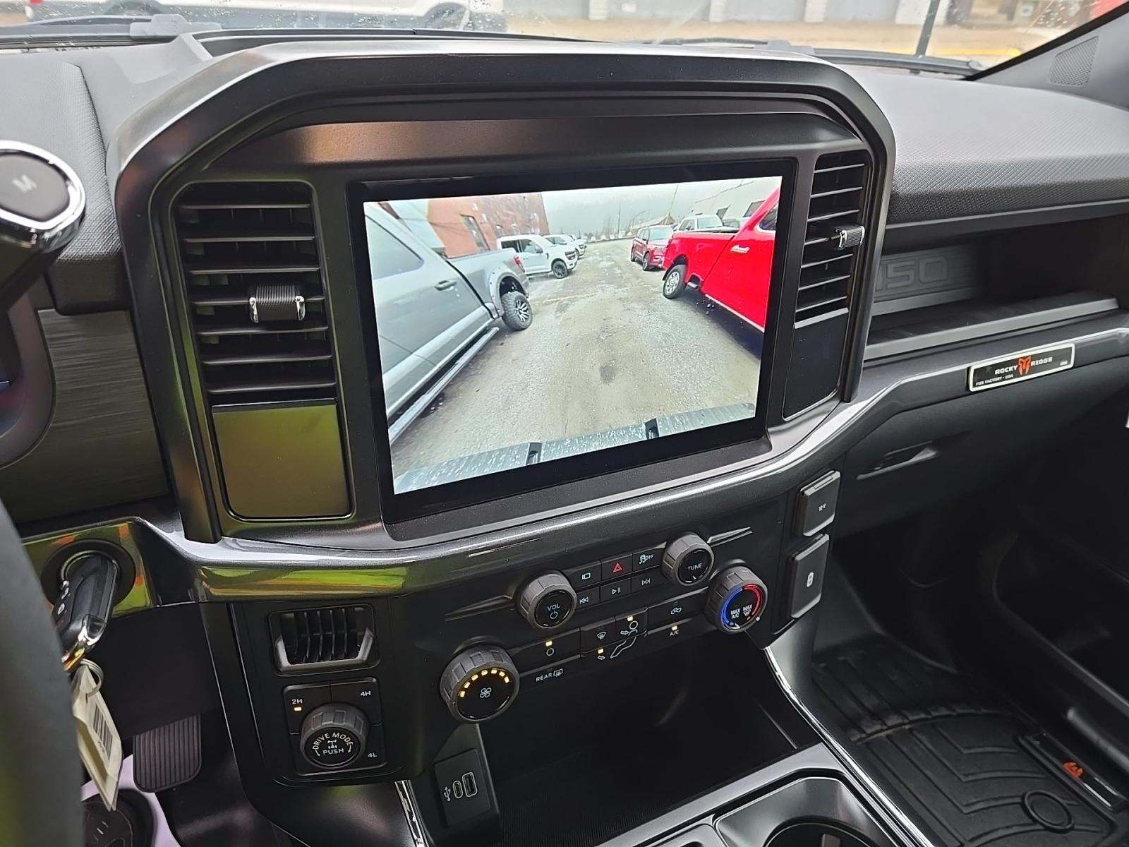 2025 Ford F-150 STX AWD