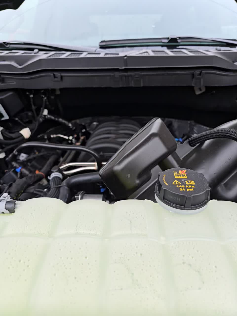 2025 Ford F-150 STX AWD