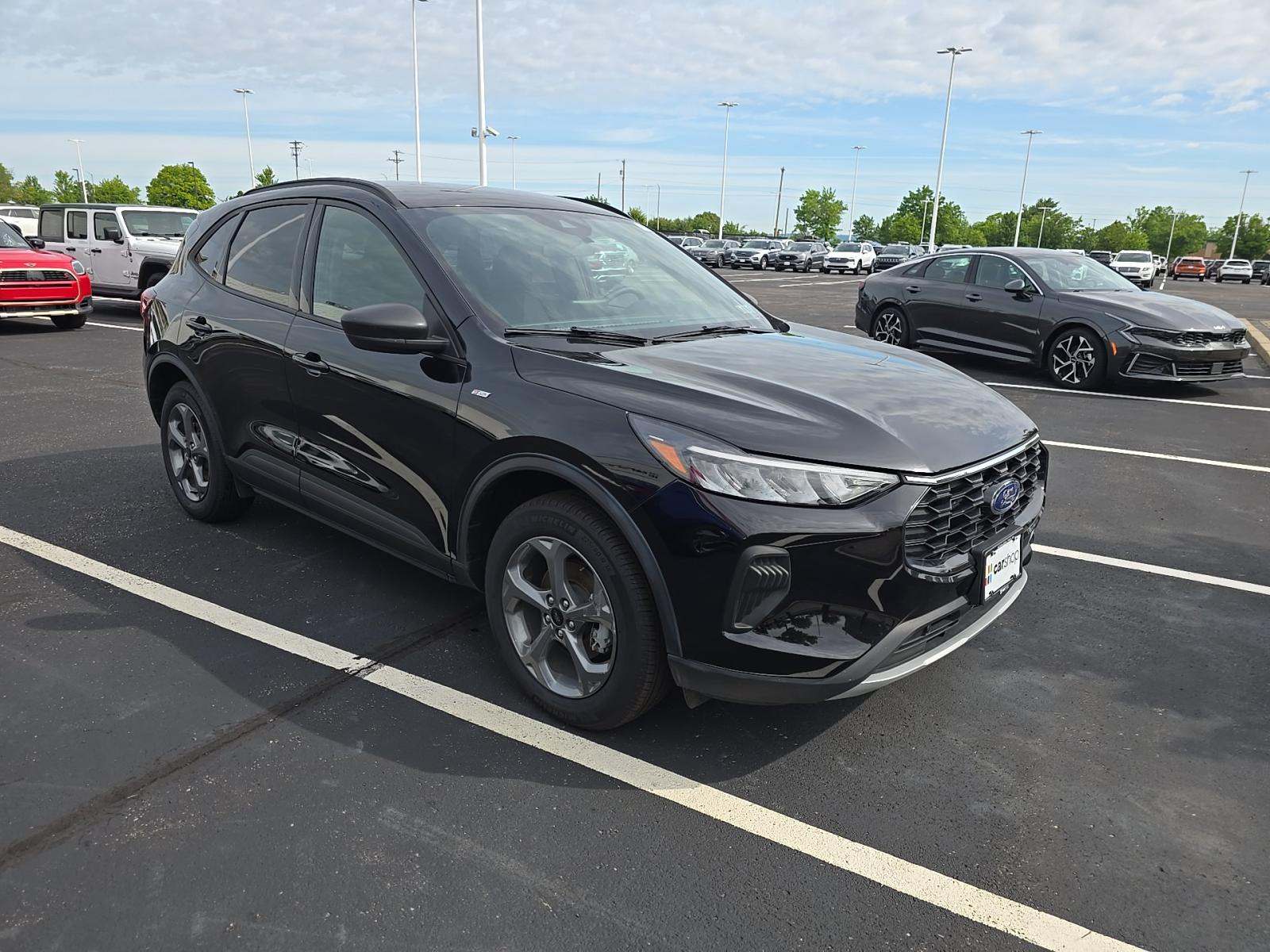 FORD ESCAPE - 4